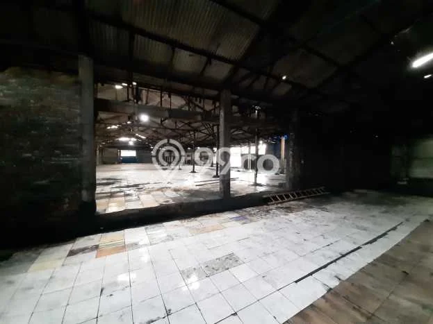 Unit Gudang Disewa Lokasi Plumbon, Cirebon Spesifikasi Luas Bangunan 1500m2 Unit Gudang Disewa Lokasi Plumbon, Cirebon Spesifikasi Luas Bangunan 1500m2