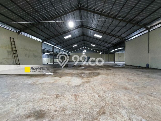 FOR SALE! Gudang di Depok Cirebon, LT 5000m2, LB 3000m2 FOR SALE! Gudang di Depok Cirebon, LT 5000m2, LB 3000m2