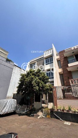 Rumah Eksklusif Dijual LT 153m2 di Kelapa Gading, Jakarta Utara Rumah Eksklusif Dijual LT 153m2 di Kelapa Gading, Jakarta Utara