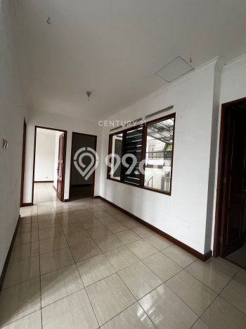 For Sale! Luxury House LT 165m2 Desain Modern di Mekar Wangi For Sale! Luxury House LT 165m2 Desain Modern di Mekar Wangi