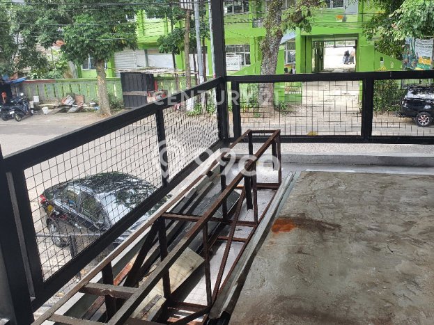 Jarang Ada! Rumah Kontrakan 4 Kamar Bagus Siap Huni Burangrang Jarang Ada! Rumah Kontrakan 4 Kamar Bagus Siap Huni Burangrang