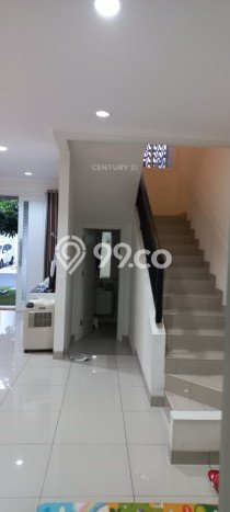 Rumah Terawat area Summarecon Bandung, Bandung, LT 144m², Luas Bangunan 200m² Rumah Terawat area Summarecon Bandung, Bandung, LT 144m², Luas Bangunan 200m²