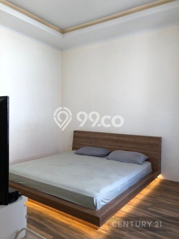 Rumah Minimalis 2 KT LT 102m2 di Taman Kopo Indah Rumah Minimalis 2 KT LT 102m2 di Taman Kopo Indah