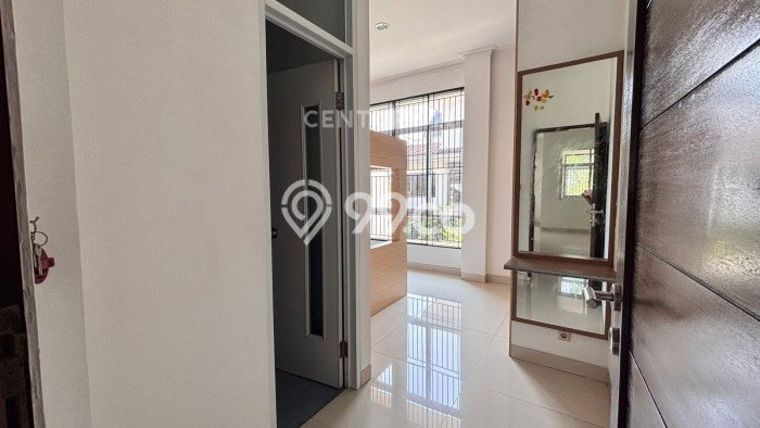 Rumah Eksklusif Dijual LT 153m2 di Kelapa Gading, Jakarta Utara Rumah Eksklusif Dijual LT 153m2 di Kelapa Gading, Jakarta Utara