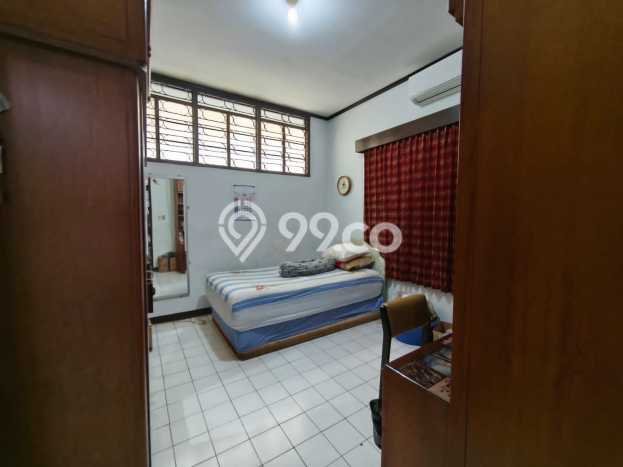 Rumah Luas Asri 5 KT Siap Pakai di Kopo Bandung Rumah Luas Asri 5 KT Siap Pakai di Kopo Bandung