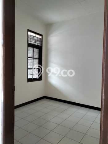 Dijual Hunian Rumah Nyaman 2 Kamar di Taman Kopo Indah, Bandung Dijual Hunian Rumah Nyaman 2 Kamar di Taman Kopo Indah, Bandung