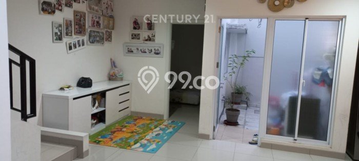 Rumah Terawat area Summarecon Bandung, Bandung, LT 144m², Luas Bangunan 200m² Rumah Terawat area Summarecon Bandung, Bandung, LT 144m², Luas Bangunan 200m²