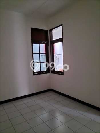 Dijual Hunian Rumah Nyaman 2 Kamar di Taman Kopo Indah, Bandung Dijual Hunian Rumah Nyaman 2 Kamar di Taman Kopo Indah, Bandung
