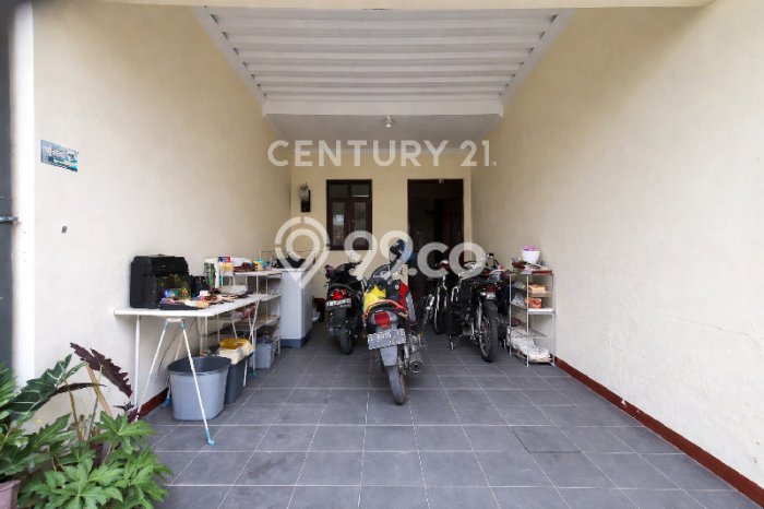 For Sale Hunian Rumah Terawat 4 KT di Moch Toha, Bandung For Sale Hunian Rumah Terawat 4 KT di Moch Toha, Bandung