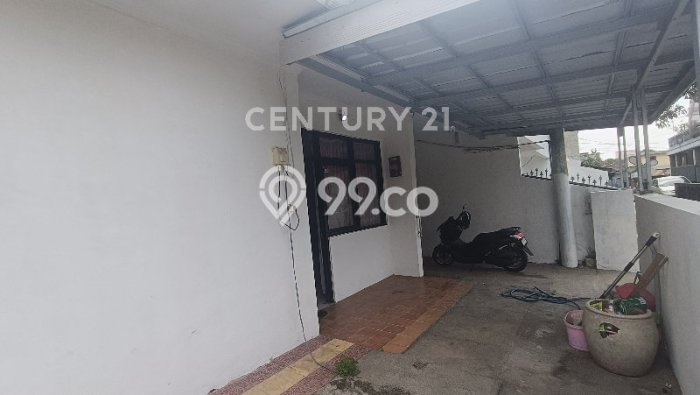 Rumah Strategis Kopo, Bandung, LT 123m2m² LB 80m2m² Rumah Strategis Kopo, Bandung, LT 123m2m² LB 80m2m²