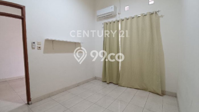 UNIT SPESIAL! Rumah area Taman Kopo Indah, 1 KM, Dekat Pusat Kota, LT 102m2m² Bangunan 80m2m² UNIT SPESIAL! Rumah area Taman Kopo Indah, 1 KM, Dekat Pusat Kota, LT 102m2m² Bangunan 80m2m²