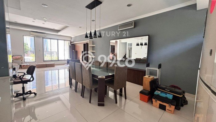 Rumah Eksklusif Dijual LT 153m2 di Kelapa Gading, Jakarta Utara Rumah Eksklusif Dijual LT 153m2 di Kelapa Gading, Jakarta Utara