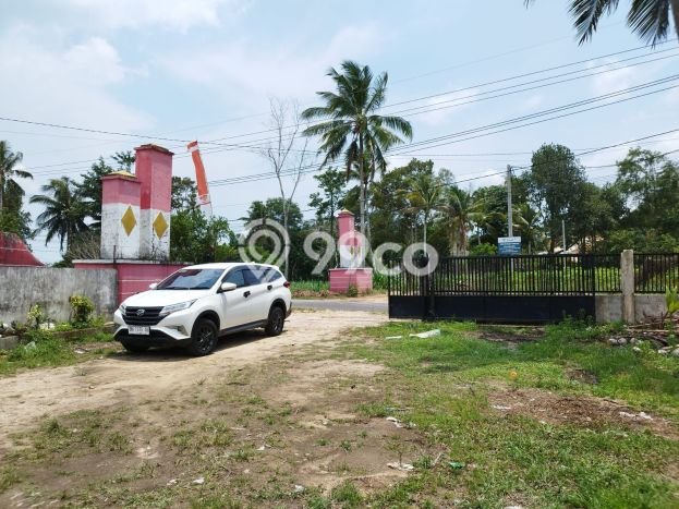 SEGERA MILIKI! Rumah area Pangkalan Baru, Bangka Tengah, Luas 1016m2m² Bangunan 100m2m² SEGERA MILIKI! Rumah area Pangkalan Baru, Bangka Tengah, Luas 1016m2m² Bangunan 100m2m²