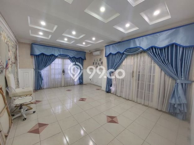 Rumah Asri di , Bandung, Luas 250m2m² LB 350m2m² Rumah Asri di , Bandung, Luas 250m2m² LB 350m2m²