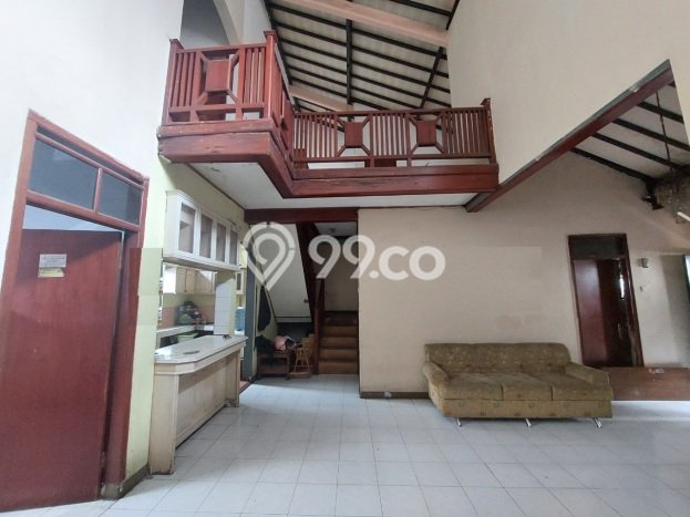 Dijual Rumah 5 Kamar Lokasi Ideal Nyaman dan Strategis di Babakan Ciparay Dijual Rumah 5 Kamar Lokasi Ideal Nyaman dan Strategis di Babakan Ciparay