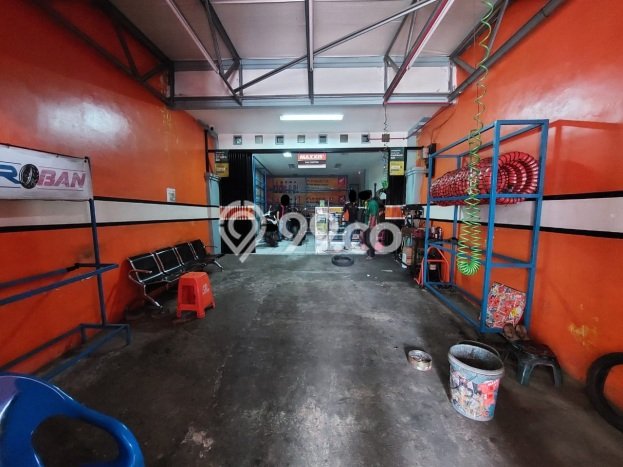 Ruko Dijual di Bandung LT 144m2 & LB 432m2 Lokasi Terbaik! Ruko Dijual di Bandung LT 144m2 & LB 432m2 Lokasi Terbaik!