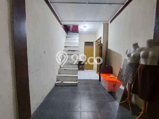 Dijual Rumah Eksklusif 7 KT di Cibaduyut, Bandung Dijual Rumah Eksklusif 7 KT di Cibaduyut, Bandung
