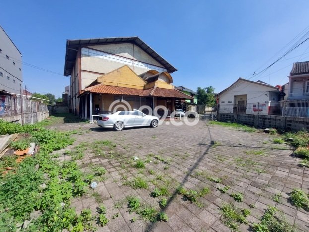 Unit Gudang Dijual di Regol Bandung Luas Tanah 900m2, Luas Bangunan 450m2 Unit Gudang Dijual di Regol Bandung Luas Tanah 900m2, Luas Bangunan 450m2