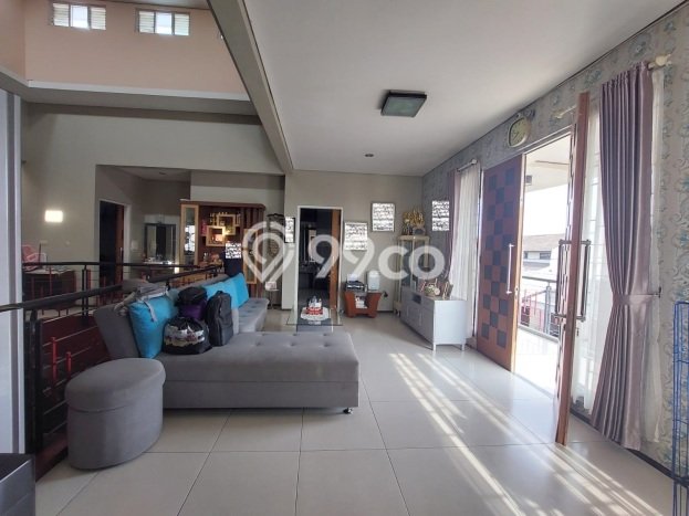 Rumah Minimalis 5 KT di Kopo Bandung Semi Furnished Rumah Minimalis 5 KT di Kopo Bandung Semi Furnished