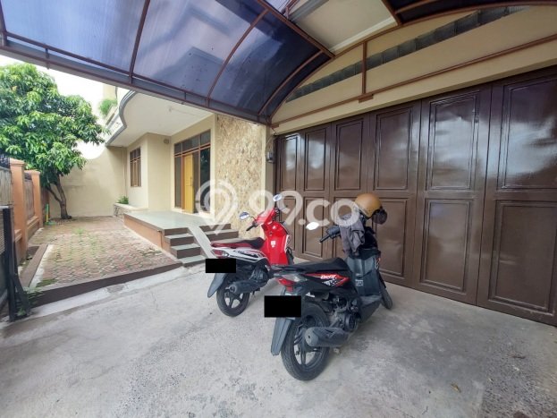 Rumah Luas Asri 5 KT Siap Pakai di Pasir Luyu Bandung Rumah Luas Asri 5 KT Siap Pakai di Pasir Luyu Bandung