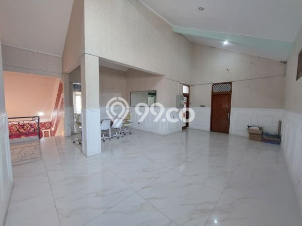 Rumah Asri di , Bandung, Luas 250m2m² LB 350m2m² Rumah Asri di , Bandung, Luas 250m2m² LB 350m2m²