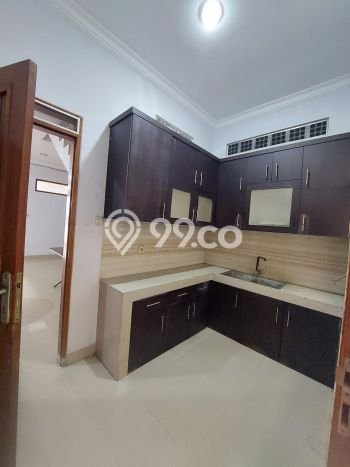 Dijual Hunian Rumah Nyaman 5 Kamar di Cibaduyut, Bandung Dijual Hunian Rumah Nyaman 5 Kamar di Cibaduyut, Bandung