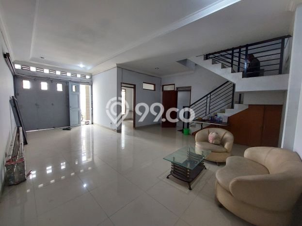 Dijual Hunian Rumah Nyaman 5 Kamar di Cibaduyut, Bandung Dijual Hunian Rumah Nyaman 5 Kamar di Cibaduyut, Bandung
