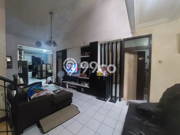 Dijual Hunian Rumah Terawat 5 Kamar di Kopo, Bandung Dijual Hunian Rumah Terawat 5 Kamar di Kopo, Bandung