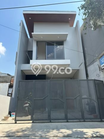 Rumah Strategis Modern Lb 127m2 di Pasar Minggu, Jakarta Selatan Rumah Strategis Modern Lb 127m2 di Pasar Minggu, Jakarta Selatan