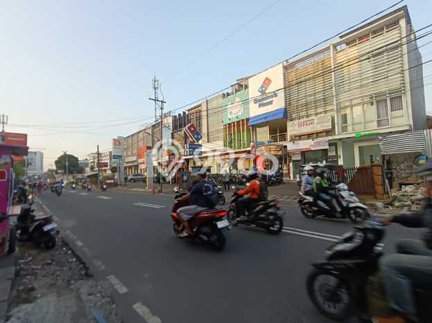 Kantor di Kebon Jeruk, Luas 1190m2m², Area Komersial, Siap Operasi Kantor di Kebon Jeruk, Luas 1190m2m², Area Komersial, Siap Operasi