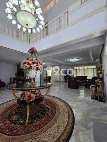 Ready to Use! Premium House LT 1450m2 Desain Modern di Pondok Labu Ready to Use! Premium House LT 1450m2 Desain Modern di Pondok Labu