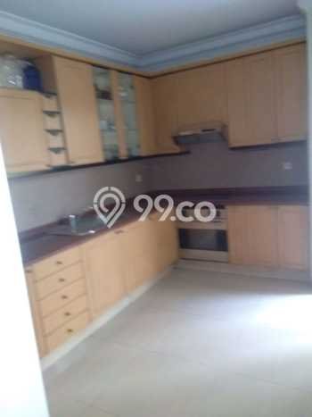 Siap Huni Rumah Mewah 5 Kamar di Kebayoran Baru Dekat ke Mana Saja Siap Huni Rumah Mewah 5 Kamar di Kebayoran Baru Dekat ke Mana Saja
