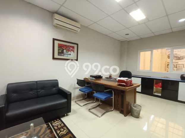 Kantor Kawasan Komersial Kawasan Depok I, Luas 3000m2m², Disewakan, Siap Pakai Kantor Kawasan Komersial Kawasan Depok I, Luas 3000m2m², Disewakan, Siap Pakai
