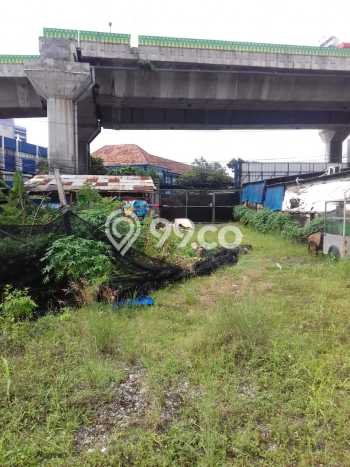 Lahan Dijual Lokasi Strategis di Jakarta Selatan dengan Luas 2461m2 Lahan Dijual Lokasi Strategis di Jakarta Selatan dengan Luas 2461m2