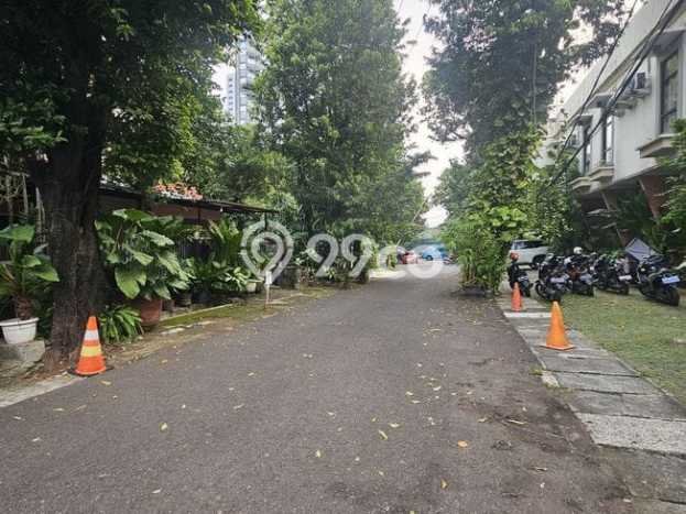 Siap Huni Rumah Mewah 4 Kamar di Kebayoran Baru Dekat ke Mana Saja Siap Huni Rumah Mewah 4 Kamar di Kebayoran Baru Dekat ke Mana Saja