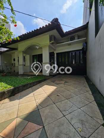 For Sale! Premium House LT 300m2 Desain Elegan di Pondok Indah For Sale! Premium House LT 300m2 Desain Elegan di Pondok Indah