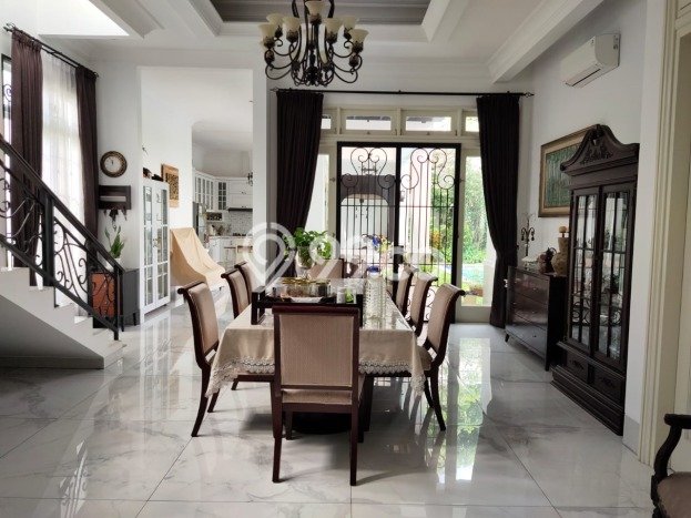 For Sale Rumah Elit Exclusive di Menteng, Jakarta Pusat For Sale Rumah Elit Exclusive di Menteng, Jakarta Pusat