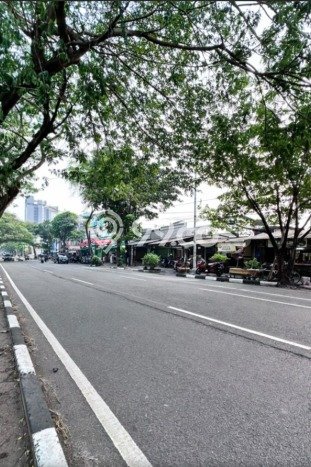 Lahan Dijual Lokasi Strategis di Jakarta Selatan dengan Luas 2461m2 Lahan Dijual Lokasi Strategis di Jakarta Selatan dengan Luas 2461m2