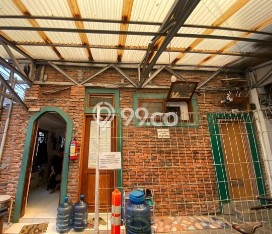 For Sale! Premium House LT 1053m2 Desain Elegan di Gandaria For Sale! Premium House LT 1053m2 Desain Elegan di Gandaria