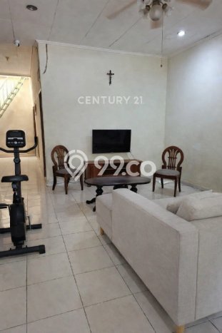 Rumah Strategis Minimalis Lb 135m2 di Kelapa Gading, Jakarta Utara Rumah Strategis Minimalis Lb 135m2 di Kelapa Gading, Jakarta Utara
