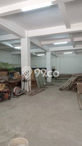 Gudang Area Komersial di Pulo Gadung, Luas 600m², Sentra Niaga Gudang Area Komersial di Pulo Gadung, Luas 600m², Sentra Niaga