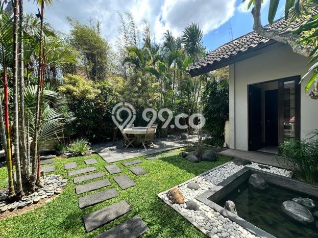 Tempat Ideal! Vila di , Luas 490m2m², Lingkungan Asri dan aman Tempat Ideal! Vila di , Luas 490m2m², Lingkungan Asri dan aman