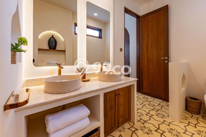 Rumah Nyaman 3 KT Luas Tanah 233m² di Umalas, Badung Rumah Nyaman 3 KT Luas Tanah 233m² di Umalas, Badung