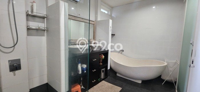LISTING BARU! Rumah kawasan Nusa Dua, Siap Huni, 2 KM, Akses Nusa Dua, Badung, Badung, Luas 237m² LB 250m² LISTING BARU! Rumah kawasan Nusa Dua, Siap Huni, 2 KM, Akses Nusa Dua, Badung, Badung, Luas 237m² LB 250m²