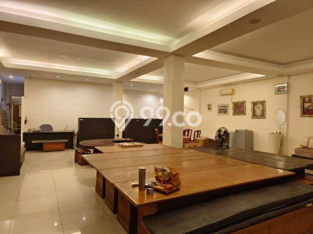 Unit Ruko Dijual di Kuta Badung Luas Tanah 393m2, Luas Bangunan 450m2 Unit Ruko Dijual di Kuta Badung Luas Tanah 393m2, Luas Bangunan 450m2