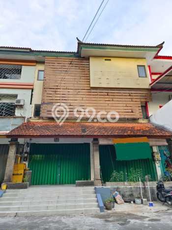 Unit Ruko Dijual di Kuta Badung Luas Tanah 393m2, Luas Bangunan 450m2 Unit Ruko Dijual di Kuta Badung Luas Tanah 393m2, Luas Bangunan 450m2