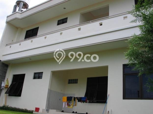Ruko Kawasan Komersial Kawasan Kuta, Luas 552m², Jalan Utama Ruko Kawasan Komersial Kawasan Kuta, Luas 552m², Jalan Utama