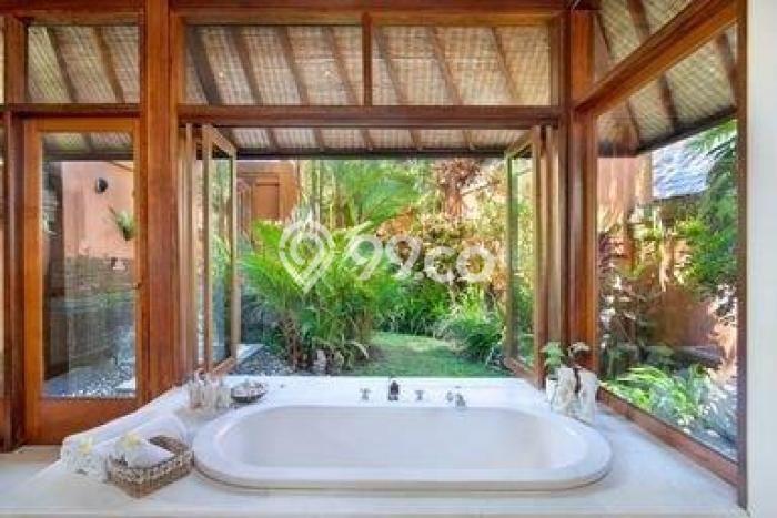 Vila Tenang Kawasan , Area 1478m2m², Pemandangan Indah sekitar Vila Tenang Kawasan , Area 1478m2m², Pemandangan Indah sekitar