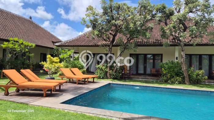 FOR SALE! Vila Kawasan , Luas 1400m2m², Posisi Premium FOR SALE! Vila Kawasan , Luas 1400m2m², Posisi Premium