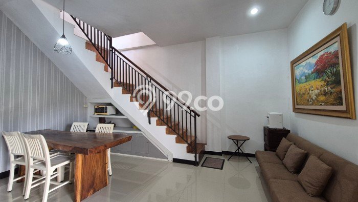 LOKASI STRATEGIS! Vila Kawasan , Area 146m2m², Dekat fasilitas umum LOKASI STRATEGIS! Vila Kawasan , Area 146m2m², Dekat fasilitas umum